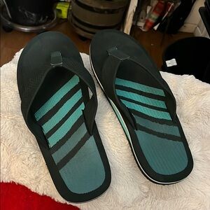 Black and Green Sporty Flip-Flop Sandals